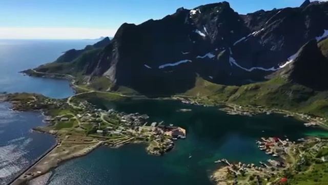 Ты слышишь...(стих о матери и детях) смотреть онлайн