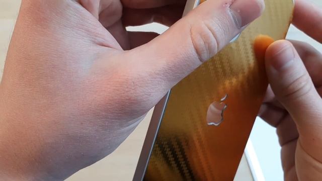 НАКЛЕИЛ ЗОЛОТУЮ ПЛЕНКУ НА IPHONE 12 смотреть онлайн