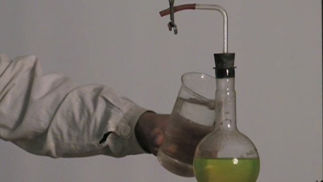 Кипение при пониженном давлении смотреть онлайн