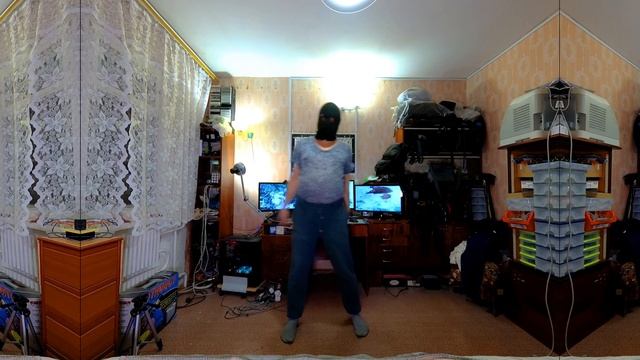 Я танцую под Итальянская Любовь - Незнакомцы в ночи, обратная вспышка, ремикс, 16:9, 4k смотреть онлайн