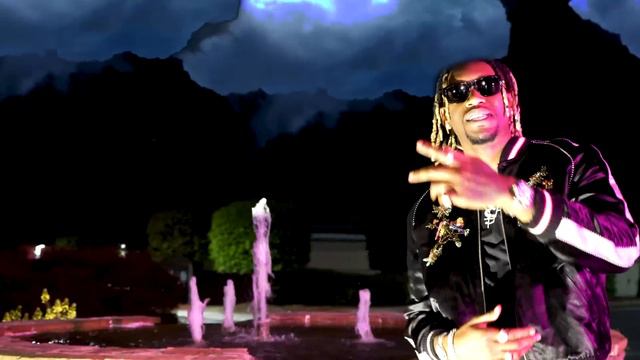 Apxllo- Flute 222 (Official Video) смотреть онлайн