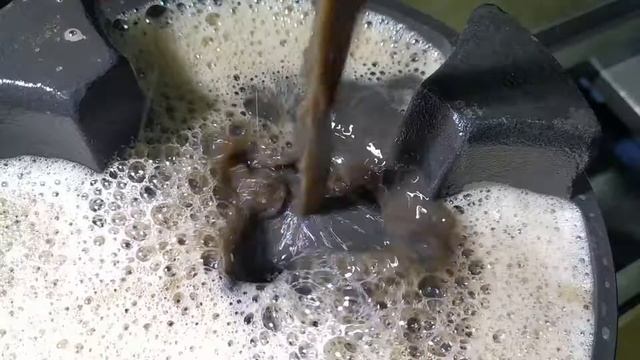 Вырезание шлицевых пазов. Электроэрозионный станок. смотреть онлайн