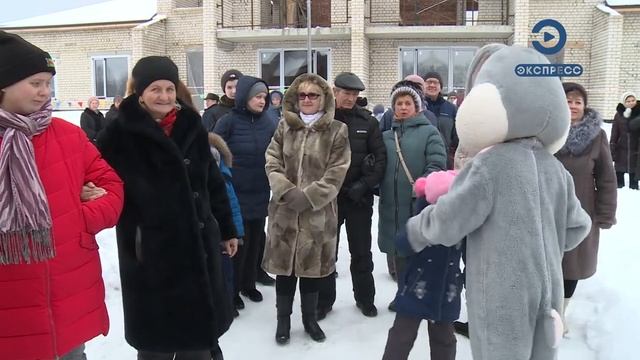 Жителей Богословки пригласили на праздник в арт-поместье «Новые берега» смотреть онлайн