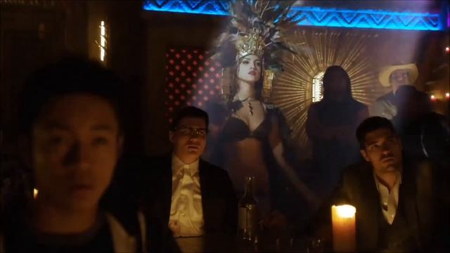 From Dusk Till Dawn: Santánico Pandemonium's Snake Dance by Salma Hayek & Eiza González Side By Sid смотреть онлайн