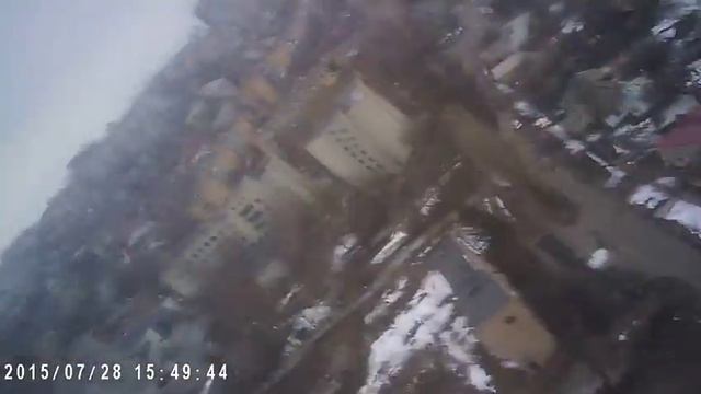 Сброс желудей с радиоуправляемого самолета