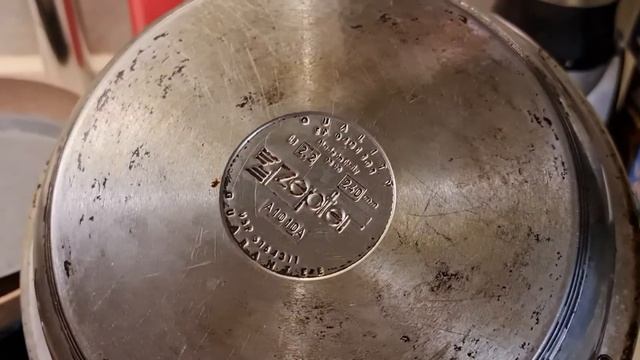 СКОВОРОДКИ! ЗАЧЕМ ОНИ? смотреть онлайн