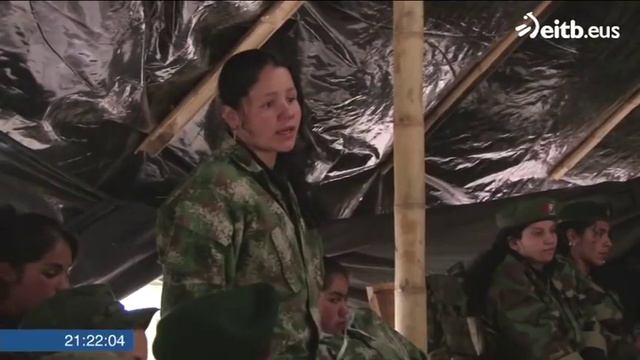 El 35 % de los guerrilleros de las FARC son mujeres смотреть онлайн