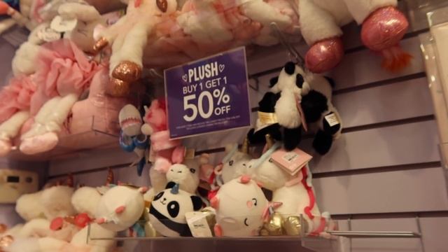 iPhone 11 Case + AirPods Case Shopping Vlog смотреть онлайн