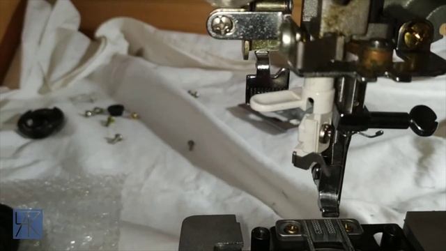 Рассказываю причины поломок шестерни машины с горизонтальным челноком на примере JUKI HZL-e70 смотреть онлайн