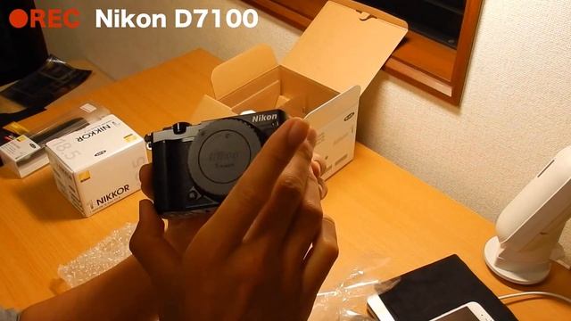 Nikon Nikon1 J5 Double Lens Kit Unboxing