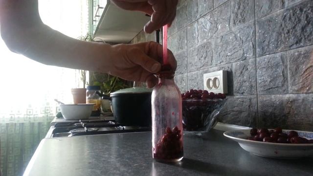 Достать косточку из вишни-это просто смотреть онлайн
