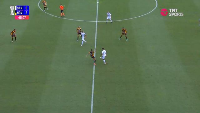 SANTOS TENTA MUITO NO FIM, PERDE NA VILA, MAS PERMANECE LÍDER DO GRUPO | SANTOS 1X2 NOVORIZONTINO смотреть онлайн