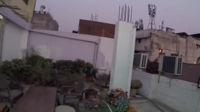 ДЕЛИ: Достопримечательности(Часть1). Храм Лакшми Нараяна и Ред форт. Обзор номера в гест хаусе. смотреть онлайн