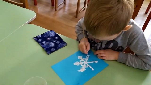 Рисуем снежинку смотреть онлайн