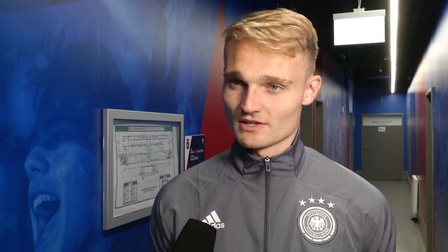 Burkardt: "Ich habe gehofft, dass er noch ein Ding fischt" смотреть онлайн