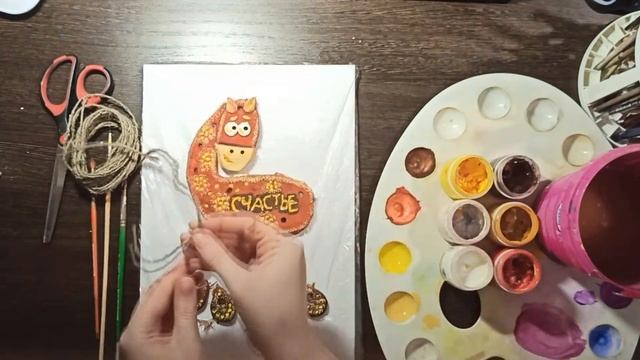 Мукосолька. Раскрашиваем и собираем лошадку. Часть 2. смотреть онлайн