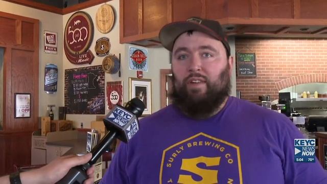 Maverick fans react to news of new men's head hockey coach смотреть онлайн