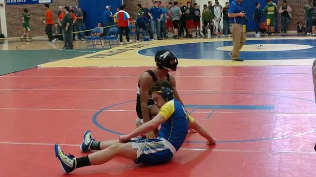 2019 Lexington city tournament - 126lb Matthew embry Henry clay vs abdulqader Tate's creek смотреть онлайн