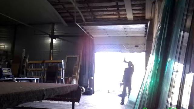 Как одному положит стекло на стол смотреть онлайн