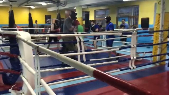 Бокс на Борщаговке смотреть онлайн