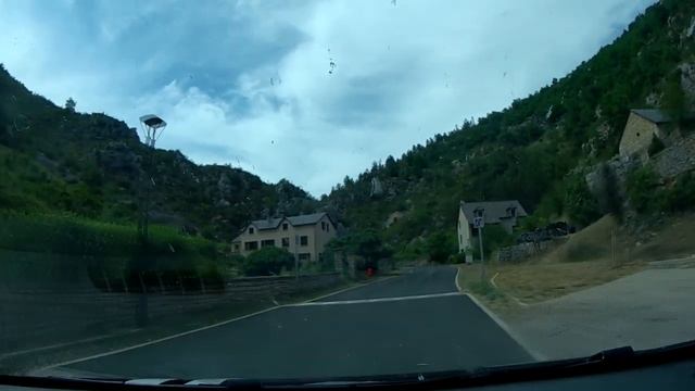 Renault Twingo RS balade en Lozere. смотреть онлайн