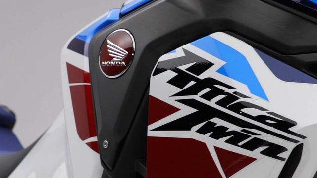 Africa Twin Adventure Sports: Ride Modes / HSTC / Wheelie Control смотреть онлайн