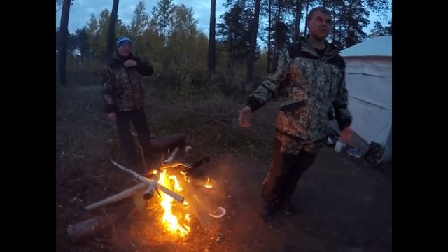 ЛОВИМ ЩУКУ, ОСЕННЯЯ РЫБАЛКА в ХМАО г. УРАЙ! смотреть онлайн