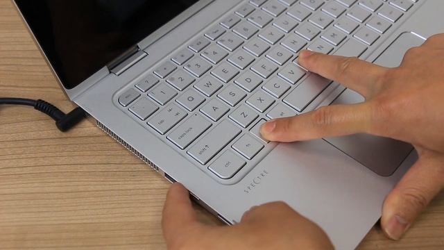 Устранение черного экрана на ноутбуке HP | Компьютеры HP | HP Support смотреть онлайн