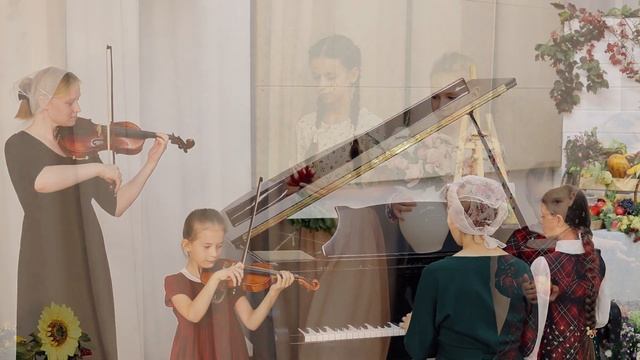 Христианское пение "Кистью Творца созданы небеса" | Жатва смотреть онлайн