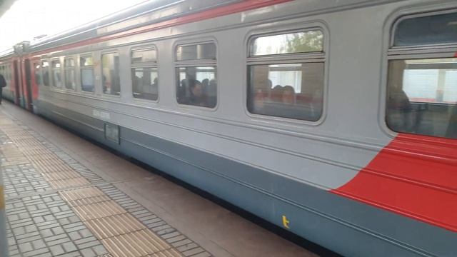 Электропоезд ЭД4М-0312. Станция Реутово. смотреть онлайн