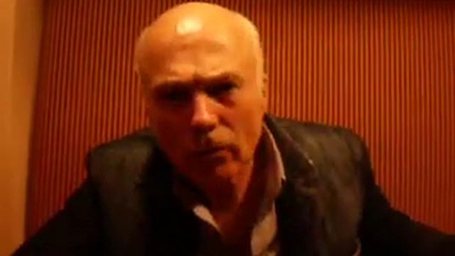 Michael Hogan says hi to the Followship of Fools.com смотреть онлайн