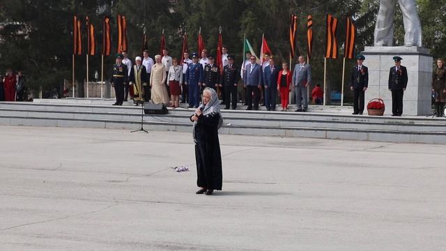Выступление растрогало до слез...Важное сообщение для Маши из села Варна:"ВАШ МУЖ ЖИВ!" смотреть онлайн