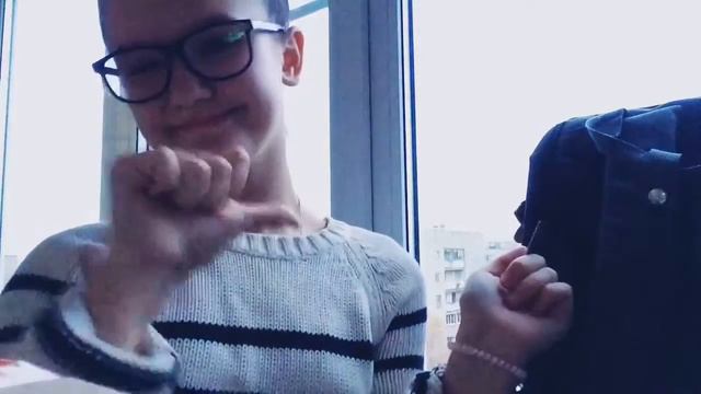 ЧТО НАХОДИТСЯ В МОЕМ ПОРТФЕЛЕ?|Просто Даша смотреть онлайн