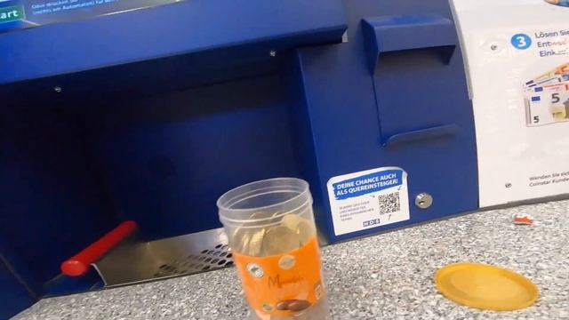 Веселый аттракцион по сплавлению мелочи смотреть онлайн