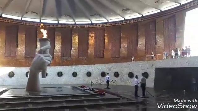 Волгоград. Мамаев курган. Родина мать смотреть онлайн