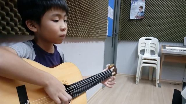 Symphony No.9 - Yamaha Guitar Course Student смотреть онлайн