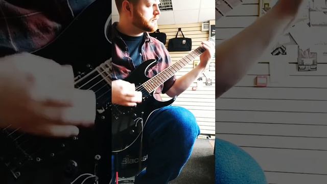 No trem arm?! Two string Harmonic bend it is! #guitar #metal #tricks #rock смотреть онлайн