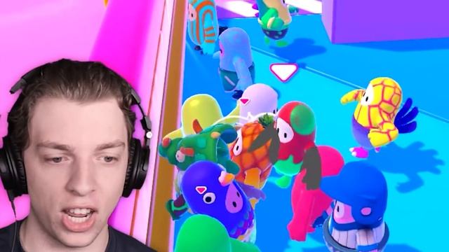 How To SURVIVE The SEESAW! (Fall Guys) смотреть онлайн