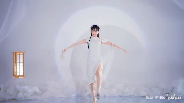 δ169【紫颜】 种‐青蛇‐旗袍扇※美しき色香※without getting bored　질리지 않는 보여주는 방※ смотреть онлайн