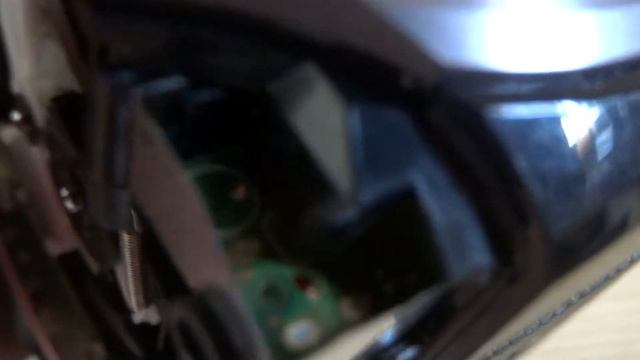 hc-v770. Показано место припайки инфракрасного диода. смотреть онлайн