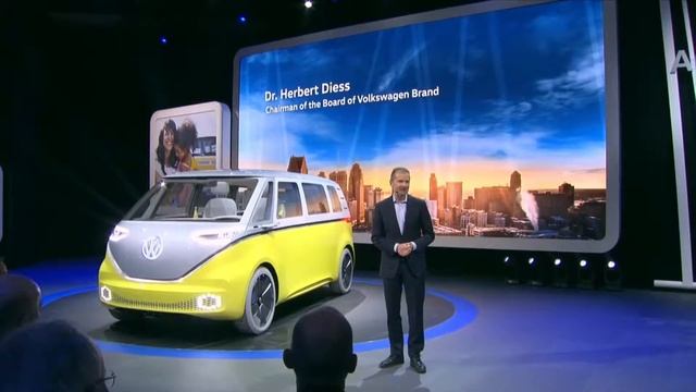 Presentation of the Volkswagen concept car ID BUZZ смотреть онлайн
