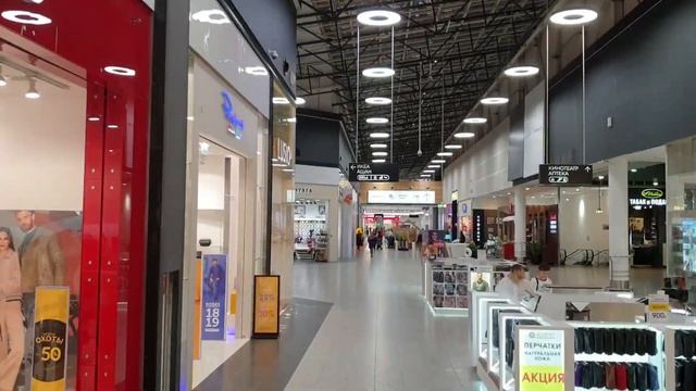 Весь торговый центр МЕГА ДЫБЕНКО за пару минут смотреть онлайн