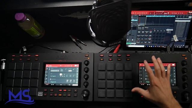 MPC LIVE vs MPC TOUCH смотреть онлайн