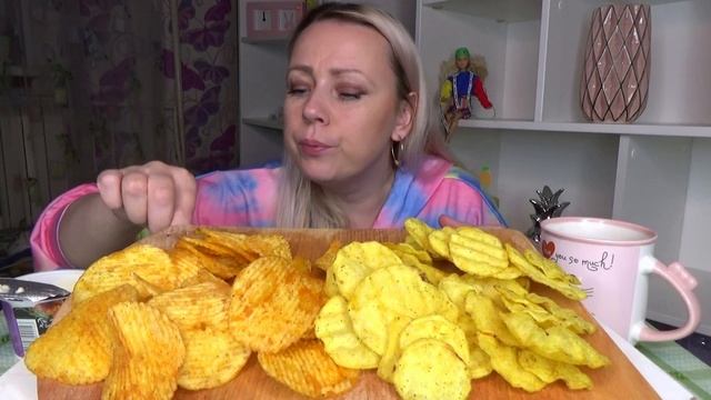 МУКБАНГ ЧИПСЫ///MUKBANG ЧИПСЫ LAYS ЛАЙМ И ЧИЛИ///ОСТРЫЕ ЧИПСЫ С ХАЛАПЕНЬЮ//CHIPS LAYS /не АСМР/// смотреть онлайн