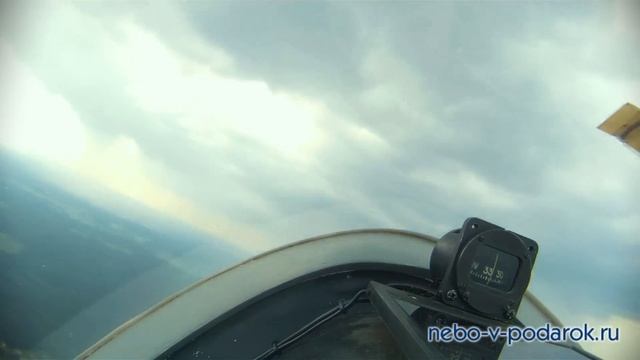 Полет на планере Twin Astir с элементами сложного пилотажа смотреть онлайн