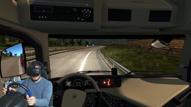 УЛЕТЕЛ С ДОРОГИ - СИМУЛЯТОР ДАЛЬНОБОЙЩИКА VR - EURO TRUCK SIMULATOR 2 VR смотреть онлайн