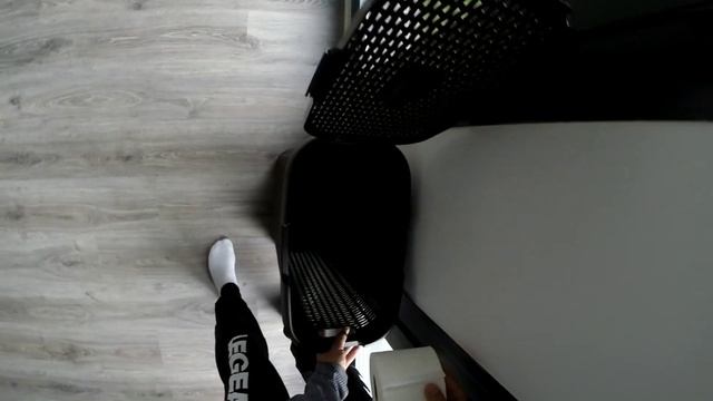 Challenge 12. The Laundry Basket. смотреть онлайн