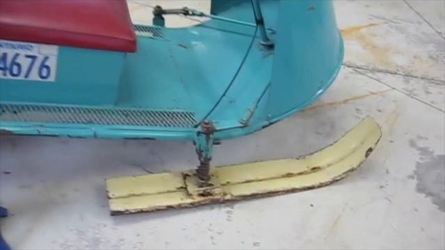 Eskimotor Husky Snowmobile смотреть онлайн