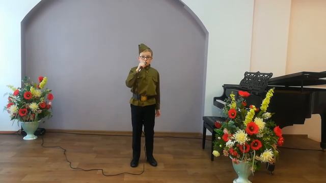Демьян Дерюгин, 10 лет, Песня о маленьком трубаче смотреть онлайн