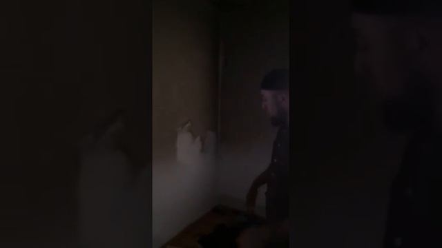 Жинны подожгли дом одной семьи в Чеченской Республики смотреть онлайн